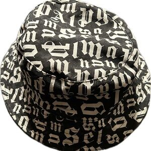 Palm Angels Monogram Gothic Logo Bucket Hat